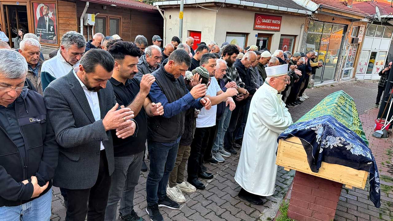 Çöken Binada Ölen Kadın (1)