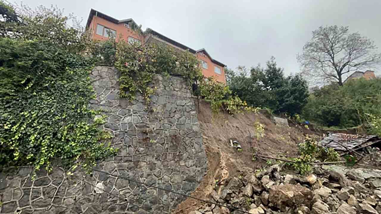Ereğlide Heyelan Tahliye Getirdi