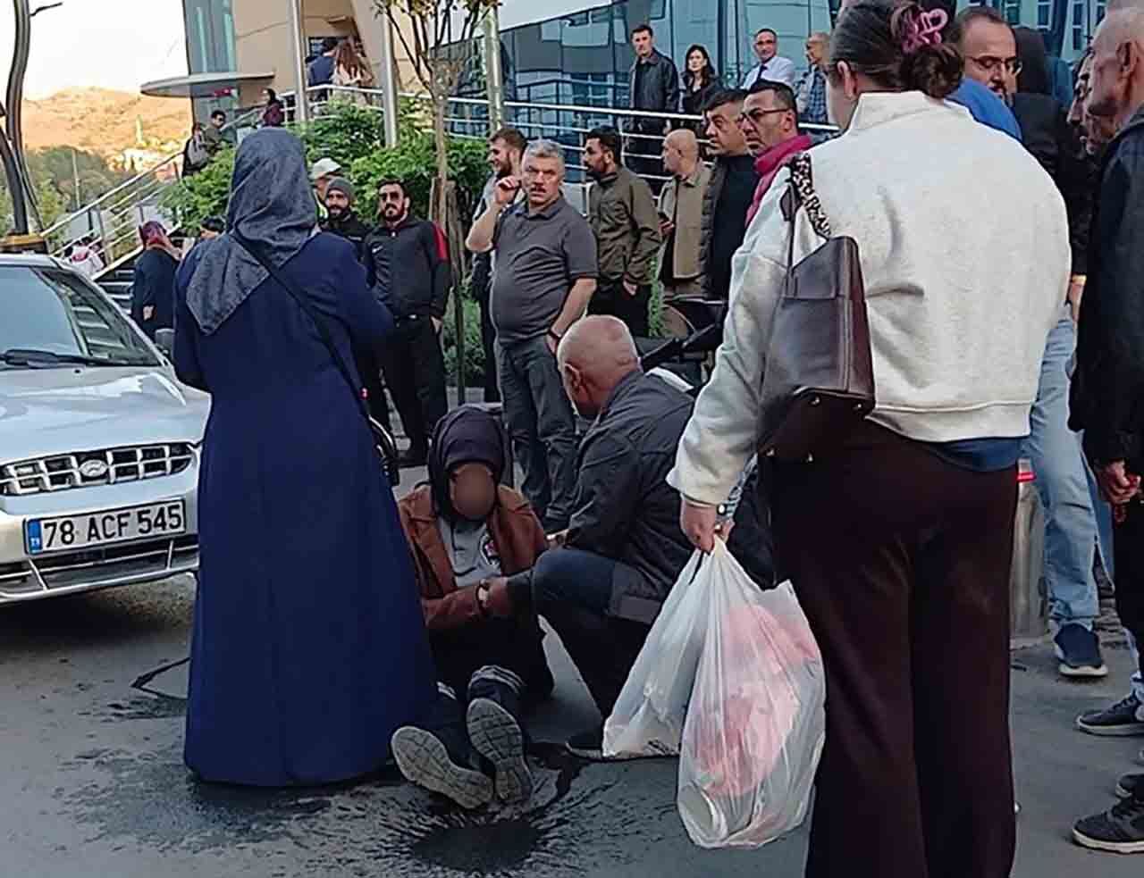 Genç Kıza Otomobil Çarptı Karabük (1)