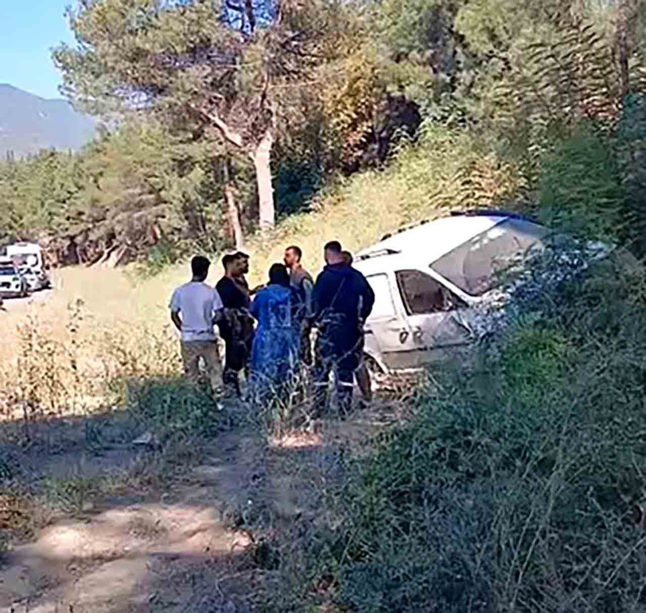 Karabük Zincirle Kaza Sürücü Sıkıştı (1)