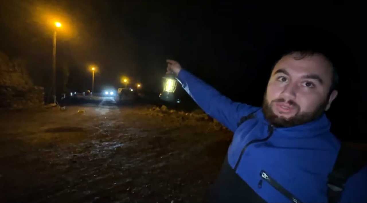 Karavanlar Bölgesi̇ne Kayalar Düştü (3)