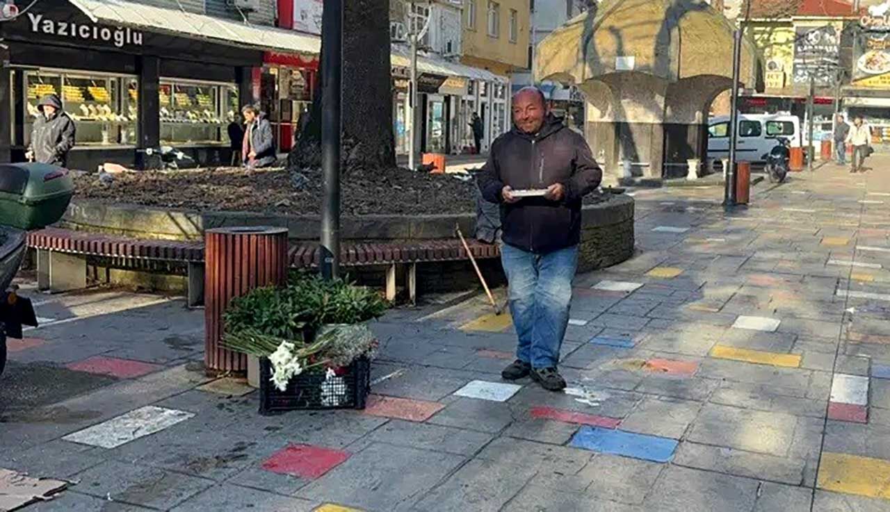 Merhameti̇ Ödül Geti̇rdi̇ (3)