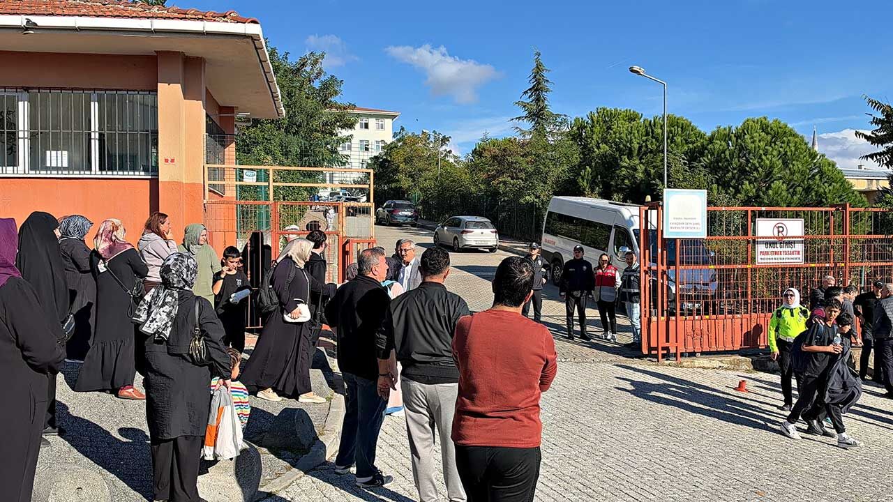 Okulda Biçakli Saldiri 8 Yarali (6)