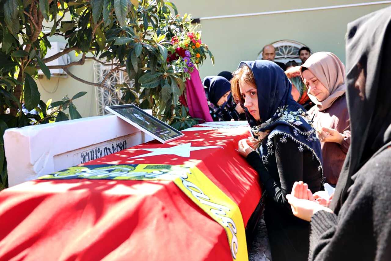 Porteki̇zden Aydina Aci Haber (3)
