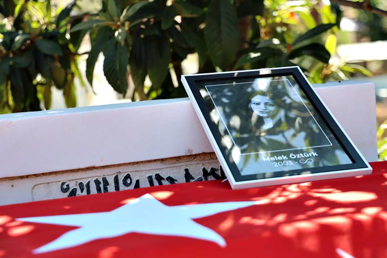 Porteki̇zden Aydina Aci Haber (6)