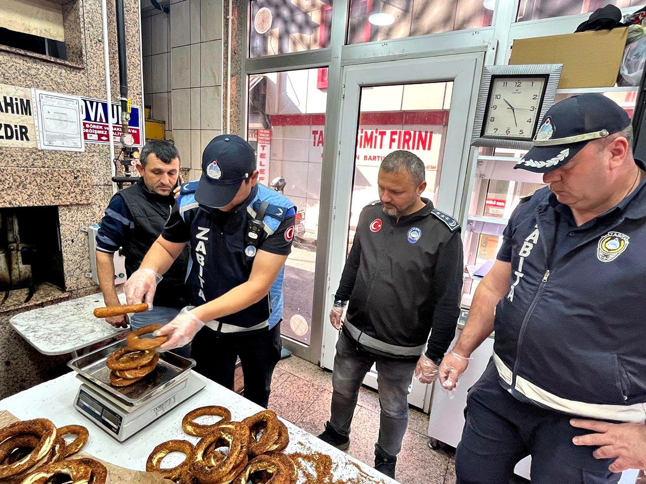 Simit Fırınlarına Sıkı Denetim! Gramajlar Kontrol Edildi (3)