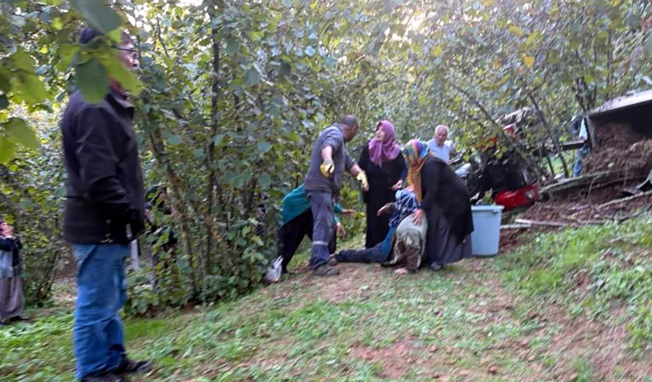 Sürücü Traktörün Altında Kaldı (2)