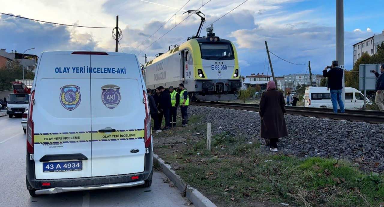 T R E N İ N Ç A R P T I Ğ I G E N Ç Ö L D Ü (4)